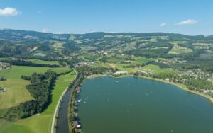 Read more about the article Erste Profimannschaft auf Trainingslager am Stubenberger See